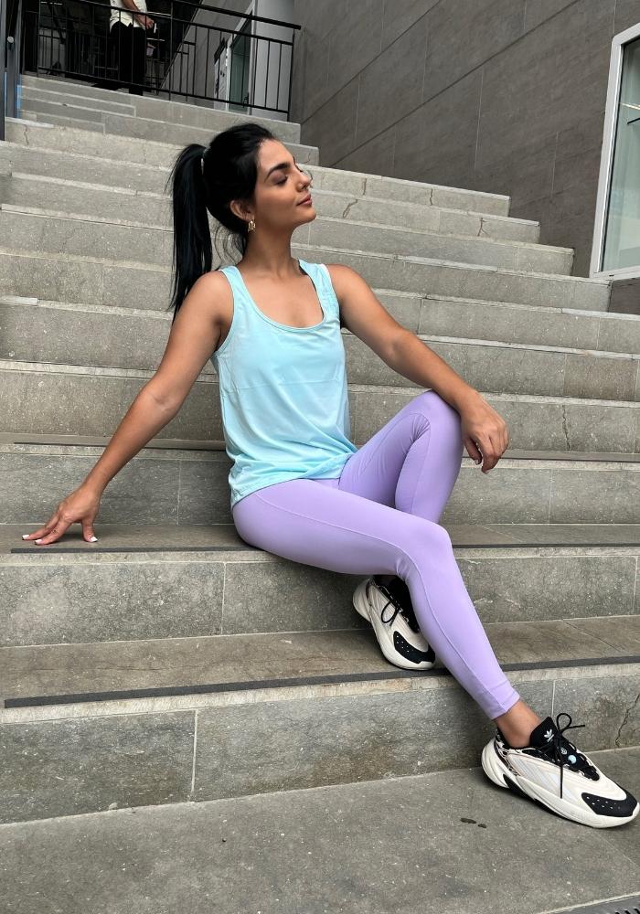 Blusa deportiva para mujer color pastel