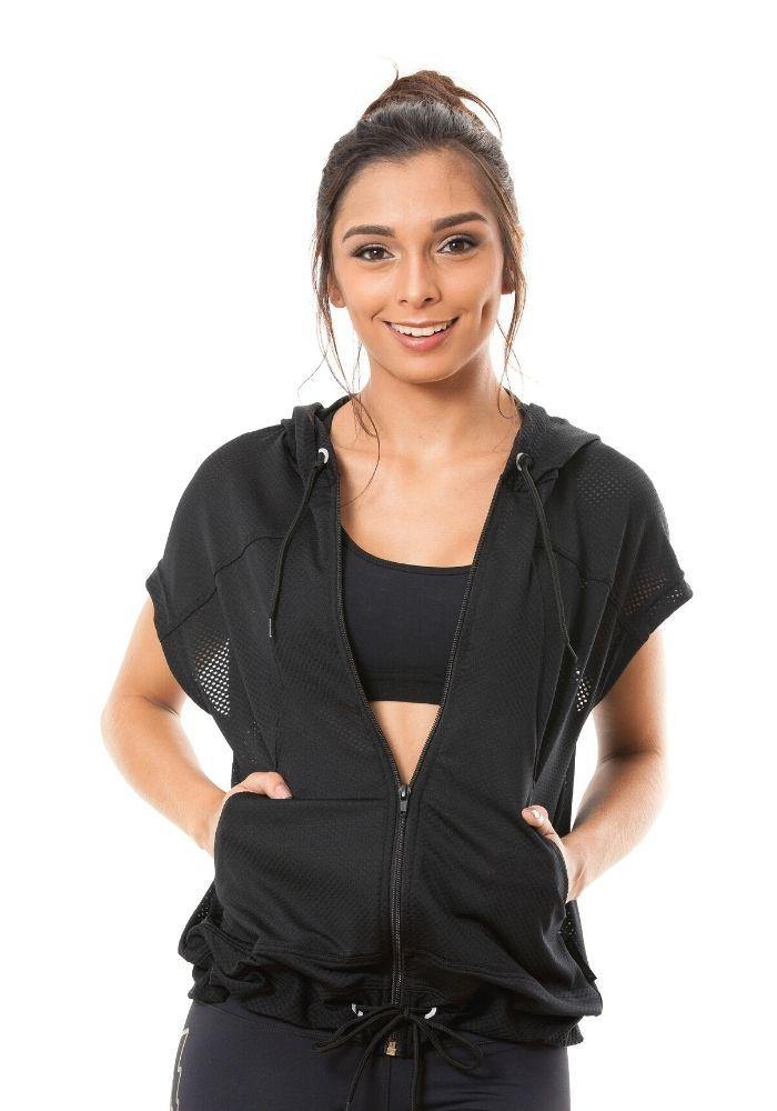 Chompa deportiva para mujer con bolsillos color negro - Tienda online de ropa deportiva Kinema